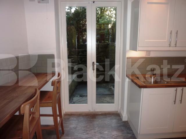 			NEW INSTRUCTION / BRAND NEWLY REFURBISHED, 1 Bedroom, 1 bath, 1 reception Flat			 Hazellville Road , Archway